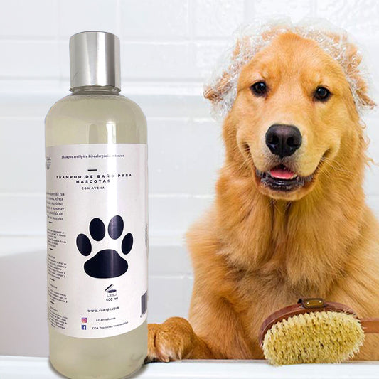 Shampoo de mascotas líquido